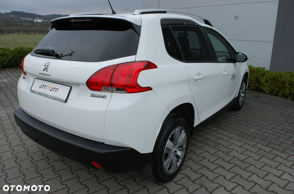 Peugeot 2008 - 4