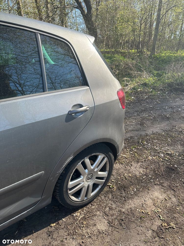 Volkswagen Golf Plus 2.0 TDI Comfortline - 10