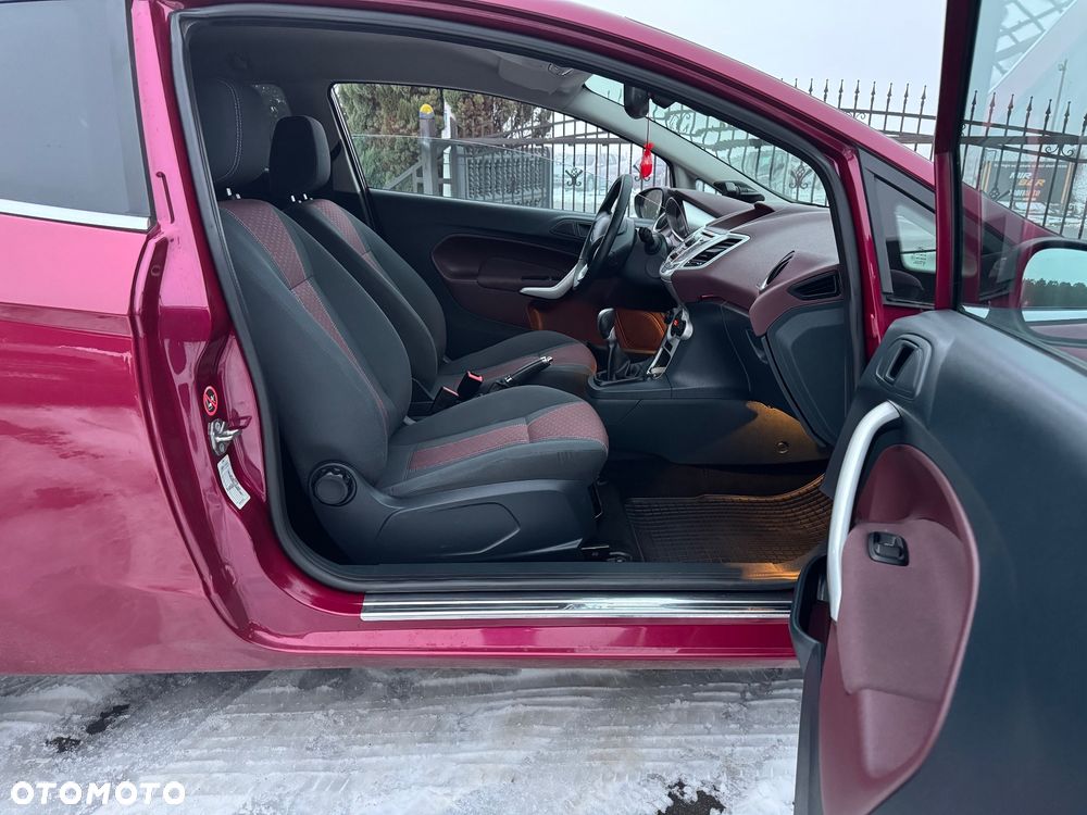 Ford Fiesta 1.6 Ti-VCT Ghia - 14