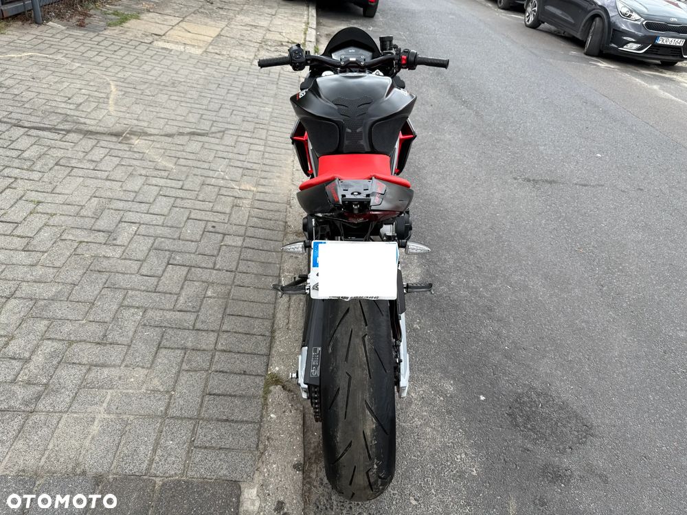 Aprilia Tuono - 7