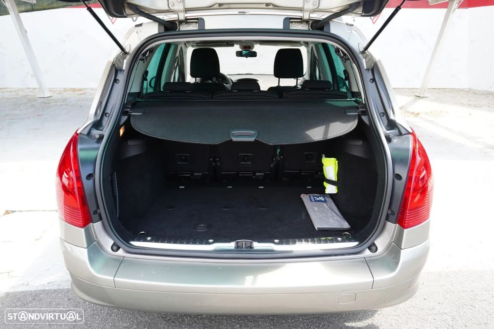 Peugeot 308 SW 1.6 HDi Executive CVM6 - 18