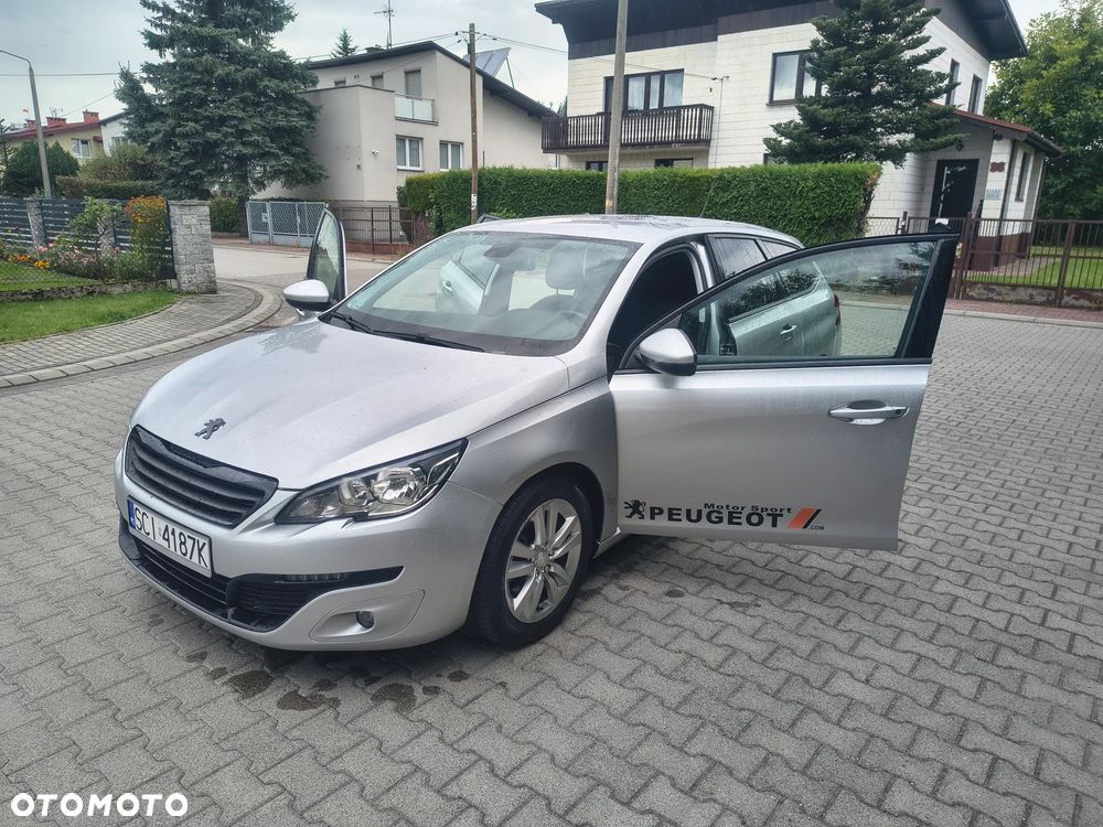 Peugeot 308 2015 photo 2