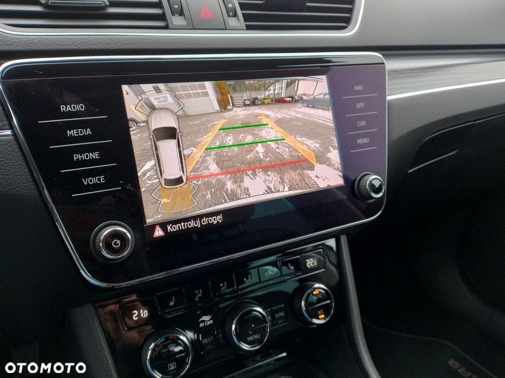 Skoda Superb 2.0 TDI SCR Style DSG - 27