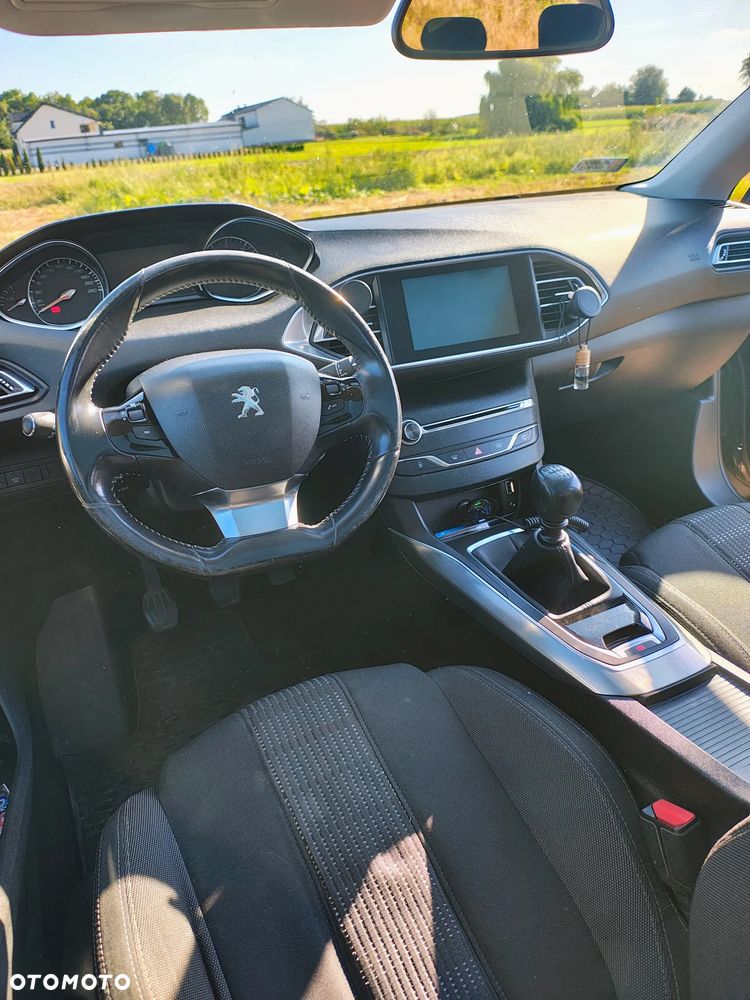 Peugeot 308 - 18