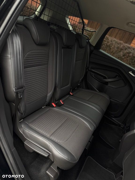 Ford Kuga 2.0 TDCi 4WD Titanium - 27