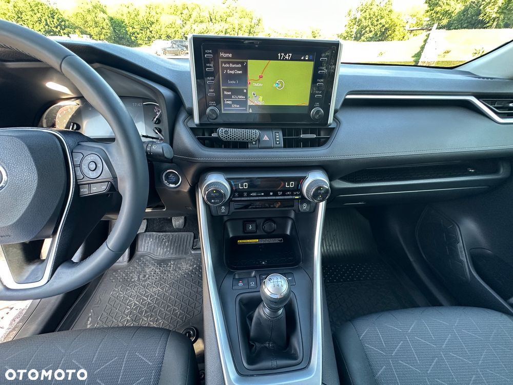 Toyota RAV4 - 23