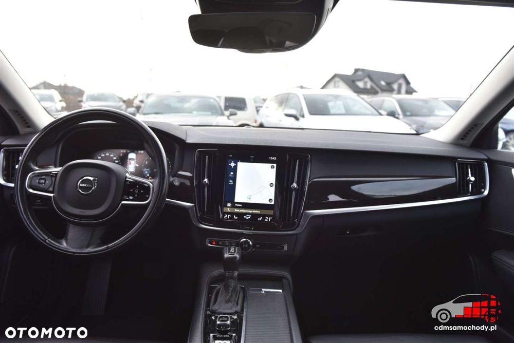 Volvo V90 T5 Momentum - 21