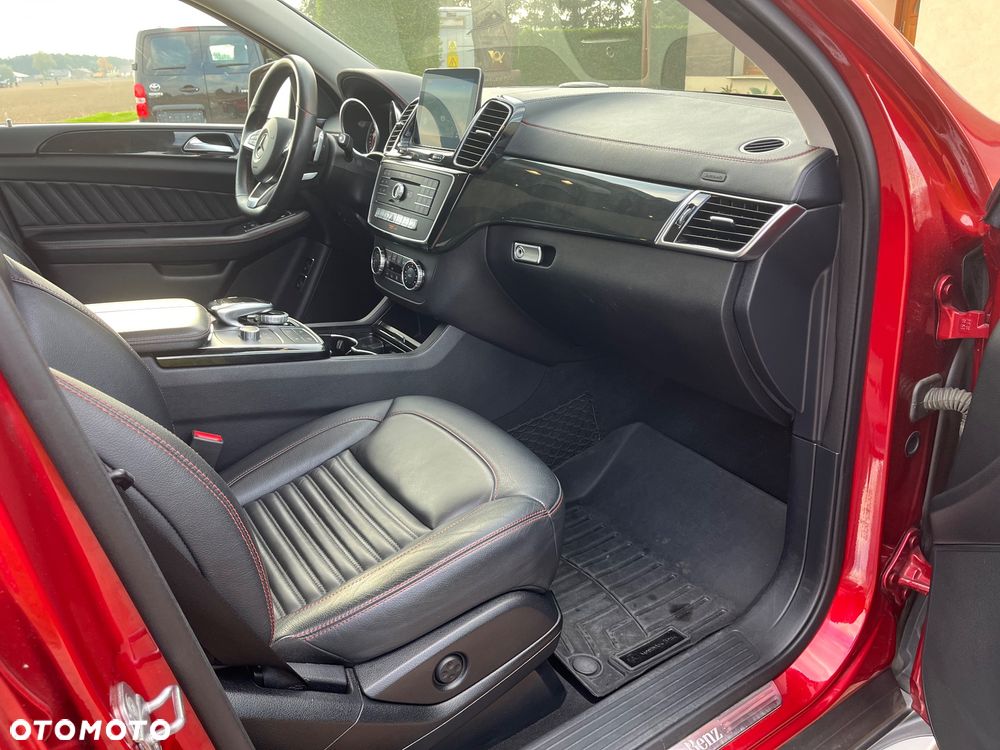 Mercedes-Benz GLE 350 d 4-Matic - 37