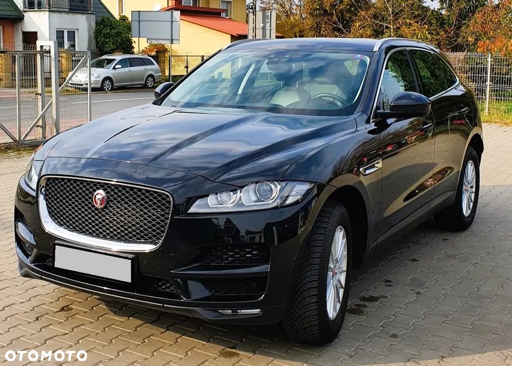 Jaguar F-Pace - 1