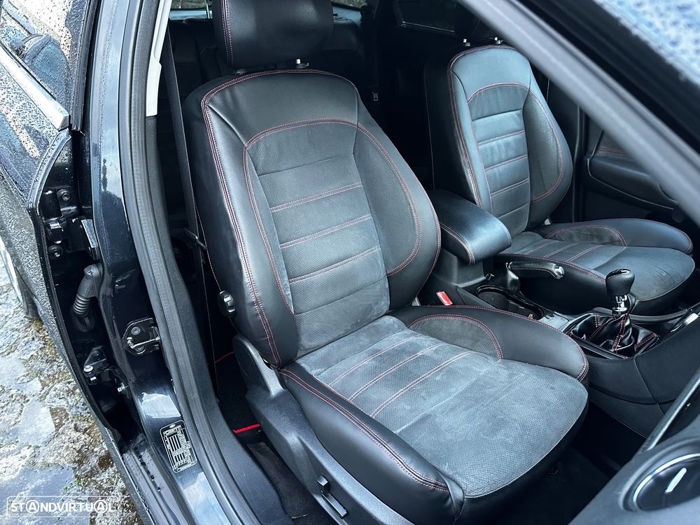 Ford Mondeo SW 2.2 TDCi Titanium S - 27