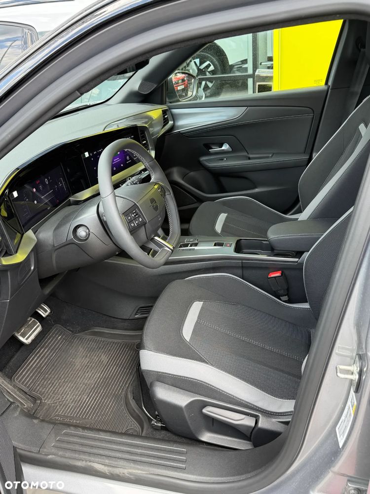 Opel Mokka 1.2 T mHEV GS S&S eDTC6 - 4