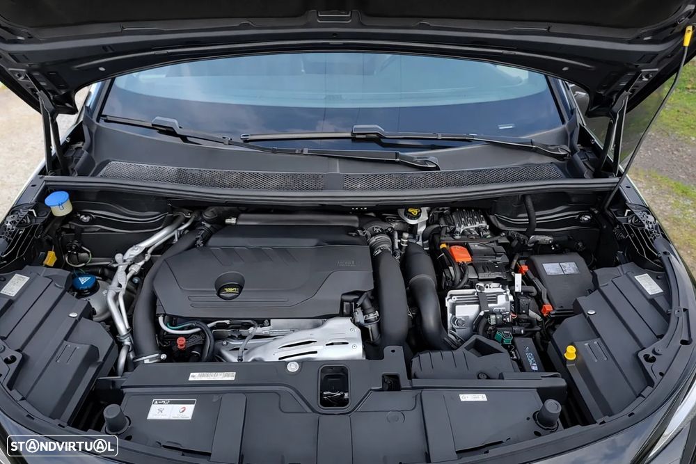 Peugeot 3008 1.6 Hybrid GT e-EAT8 - 8