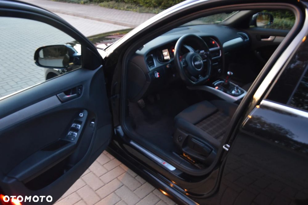 Audi A4 Avant 2.0 TDI DPF S line Sportpaket - 17