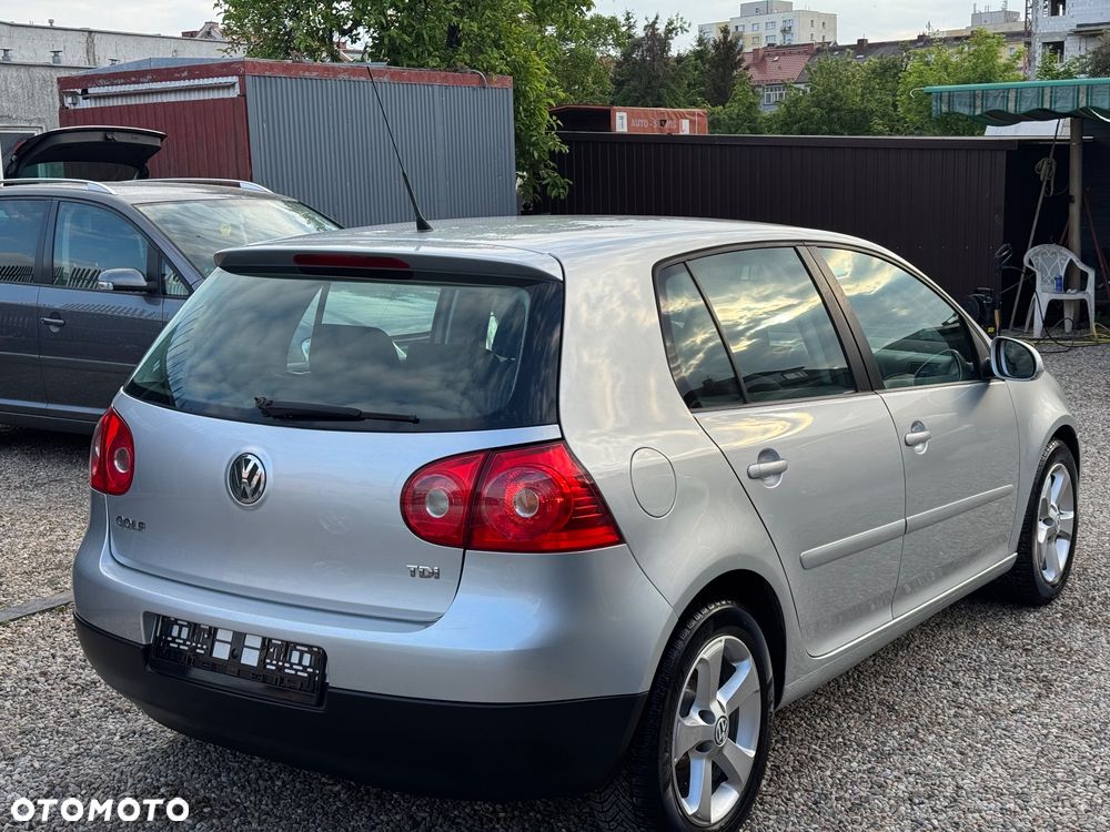 Volkswagen Golf 1.9 TDI Trendline - 6