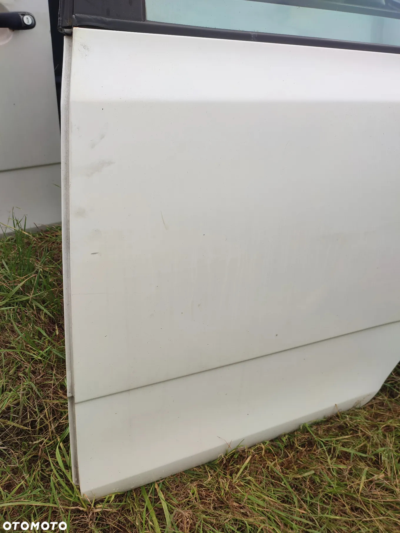 Skoda Fabia II 2 HB drzwi lewe tył tylne kolor 1026 - 2