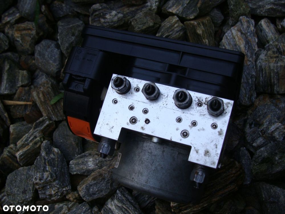 abs esc corsa f ds3 9833189680 10.0916-3967.3 - 2