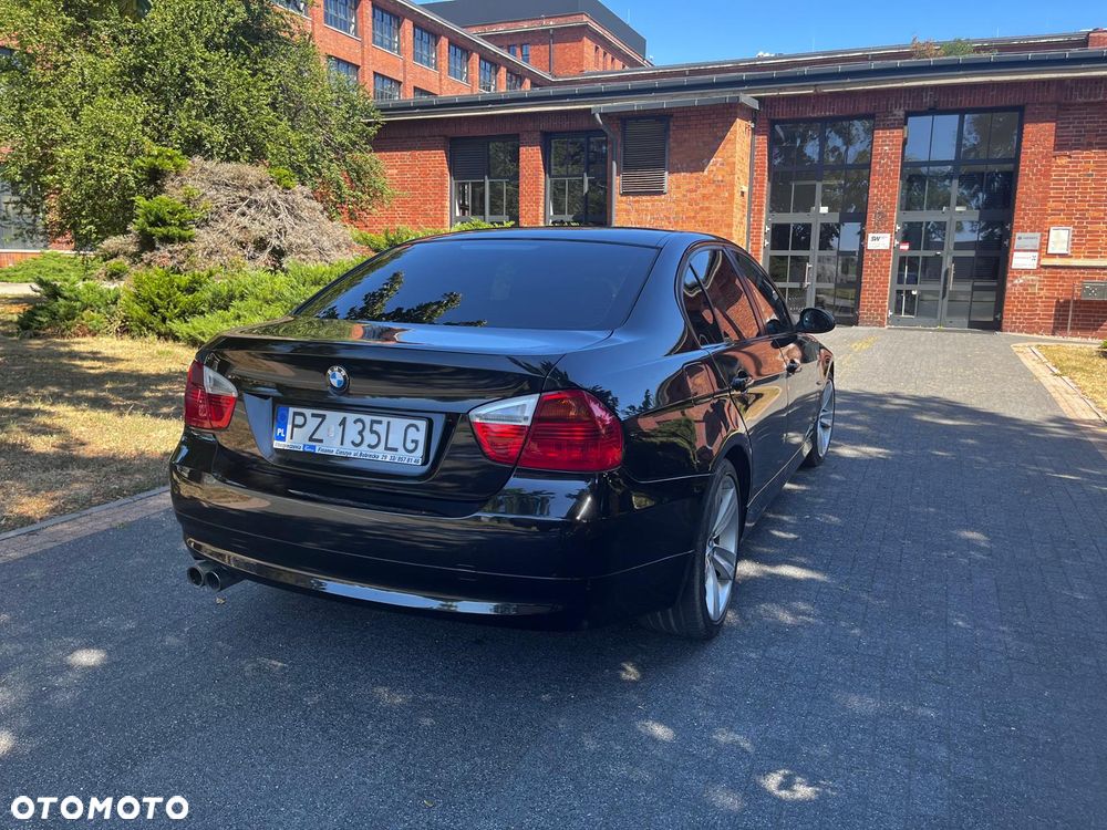 BMW Seria 3 330xi - 3