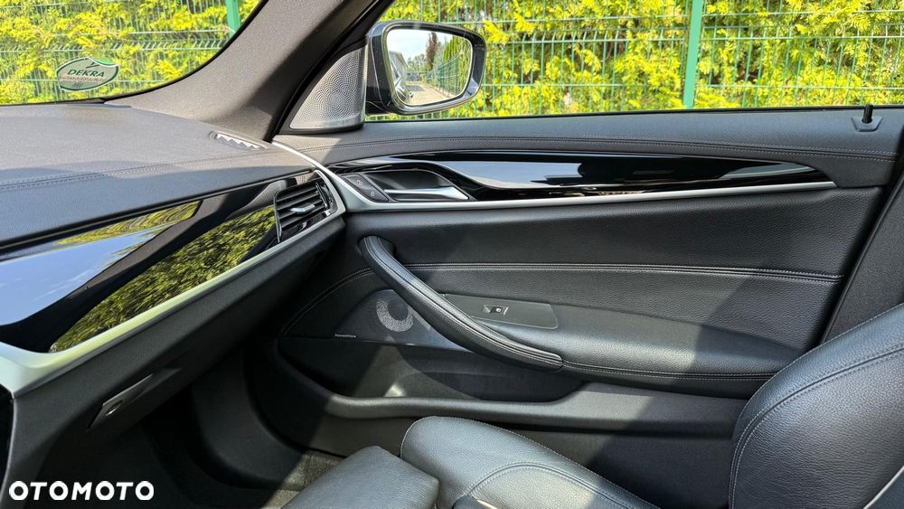 BMW Seria 5 540d xDrive mHEV M Sport sport - 14