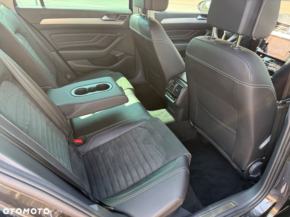 Volkswagen Passat 2.0 TDI SCR Highline DSG - 13