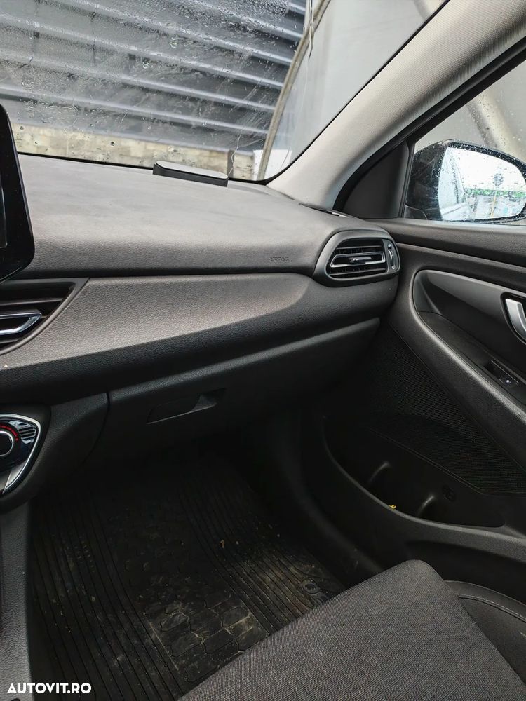 Hyundai i30 Fastback 1.5 T-GDI MHEV 160CP 7DCT Highway - 4