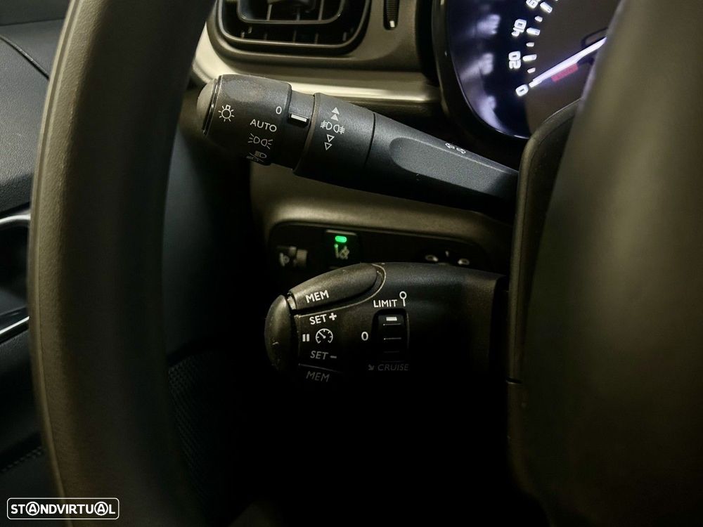 Citroën C3 1.2 PureTech Shine - 12