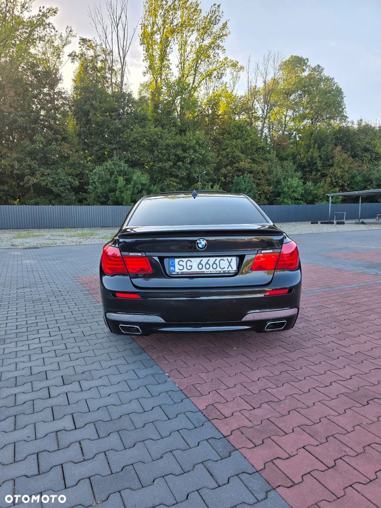 BMW Seria 7 740d xDrive - 6