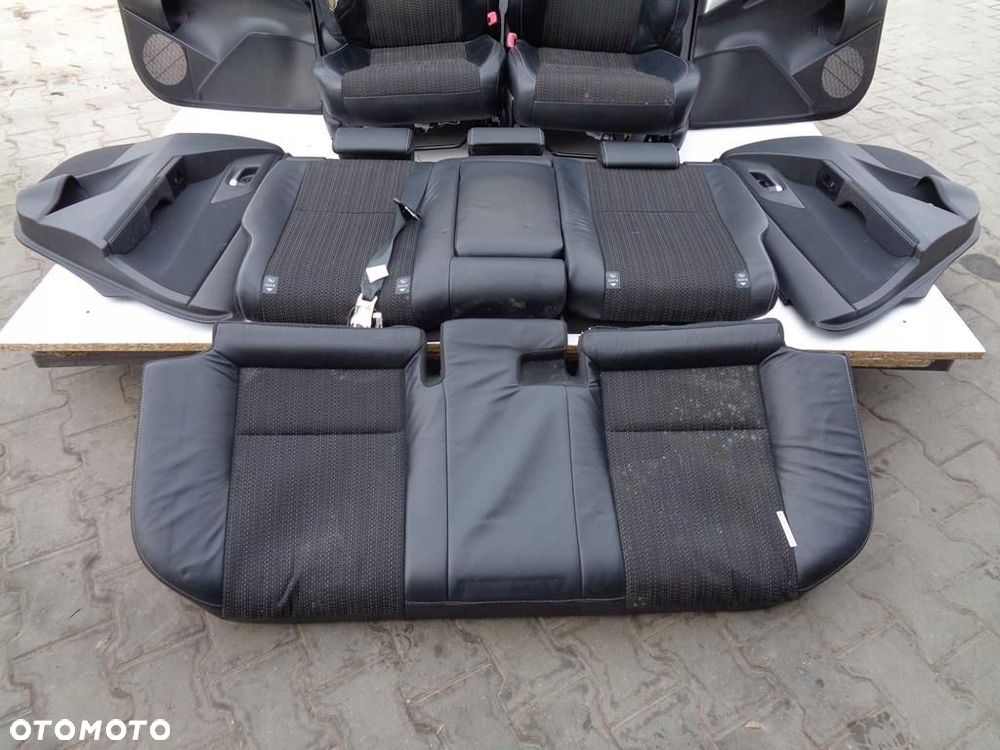 FOTELE SIEDZENIA GRZANE WENTYLOW AURIS 2 II KOMBI - 2