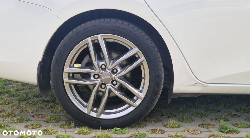 Toyota Auris 1.6 Active - 5
