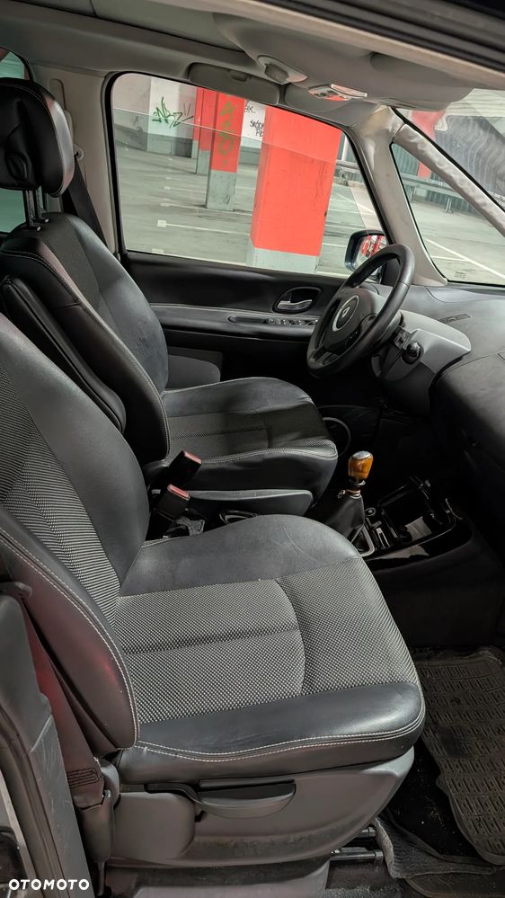 Renault Grand Espace Gr 2.0 dCi Latitude - 17