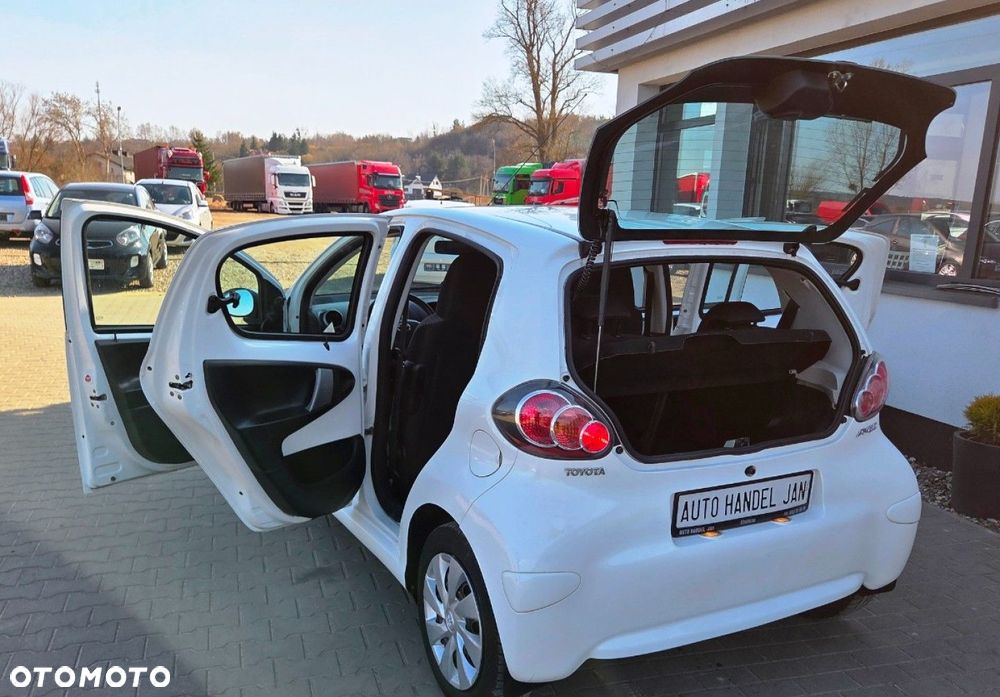 Toyota Aygo - 26