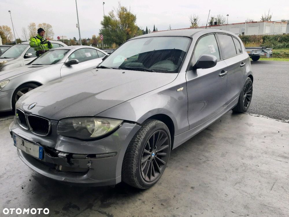BMW Seria 1 118d DPF Edition Sport - 2
