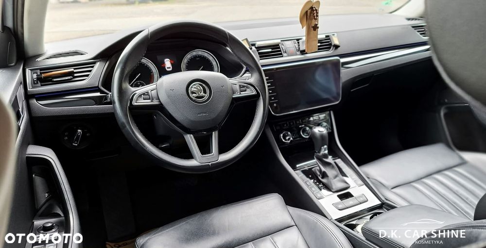 Skoda Superb 2.0 TDI L&K DSG - 7