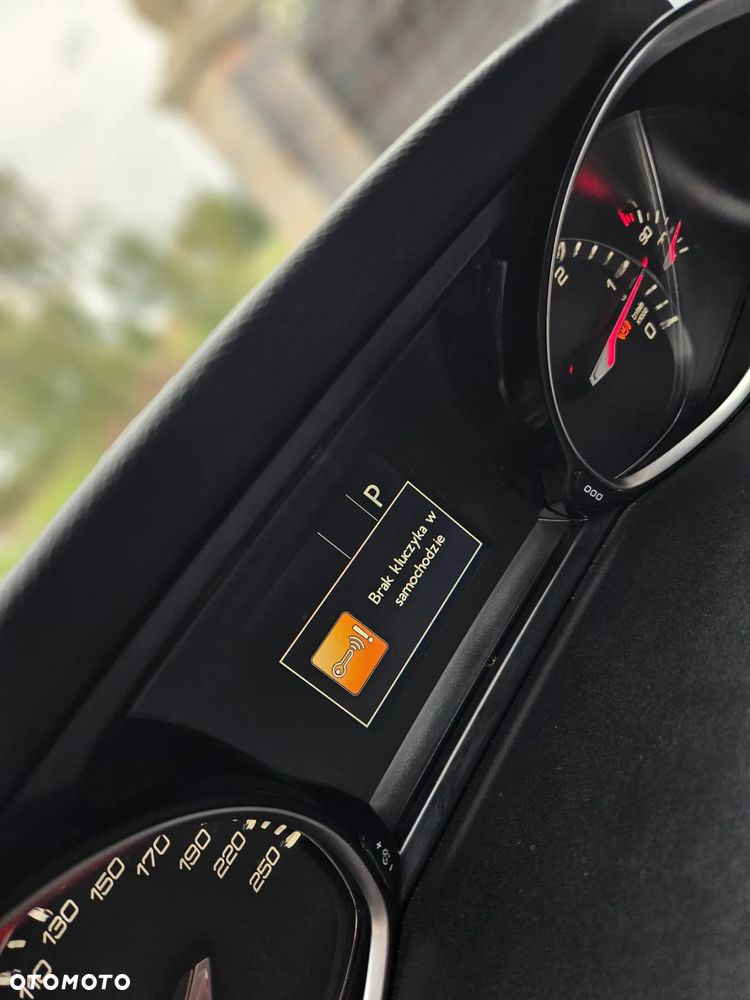 Peugeot 308 BlueHDi FAP 150 EAT6 Stop&Start GT-Line Edition - 24