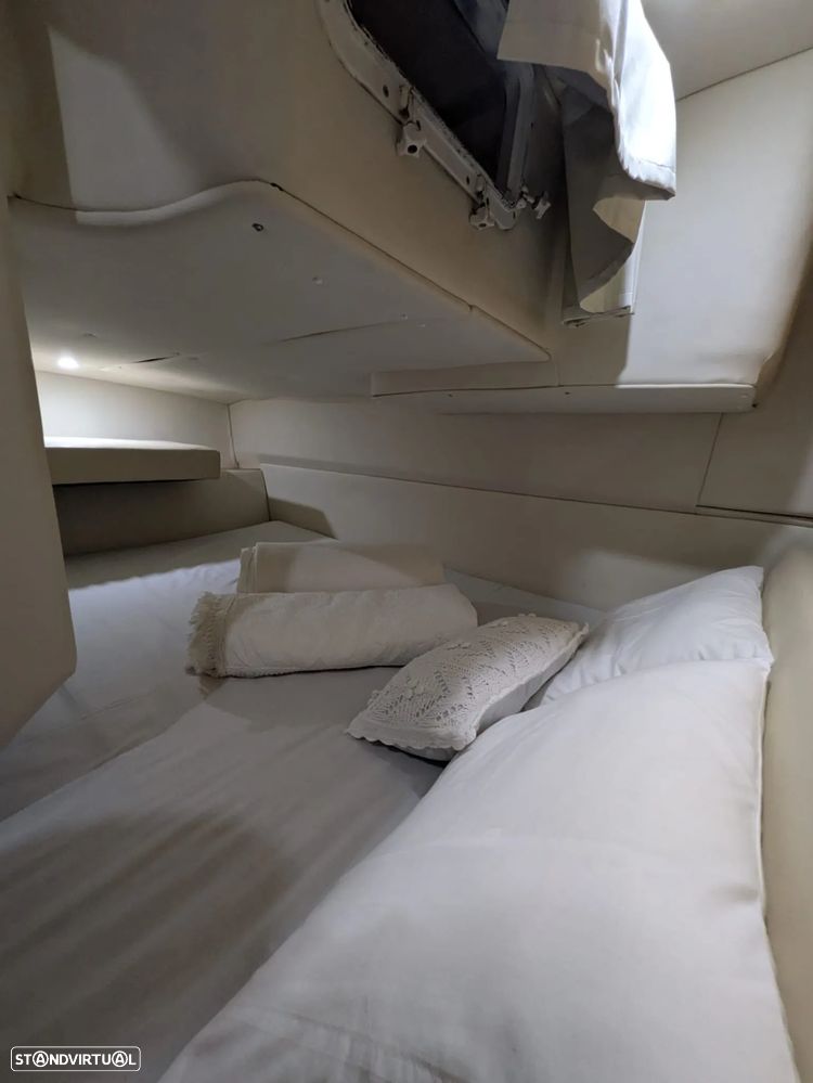 Bayliner Cruiser 285 - 7