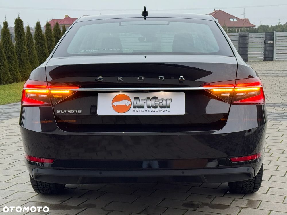 Skoda Superb 2.0 TDI Ambition DSG - 9