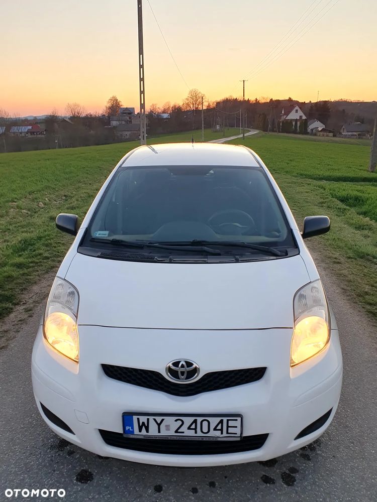 Toyota Yaris 1.0 Entry - 5