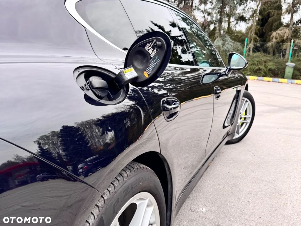 Porsche Panamera - 14