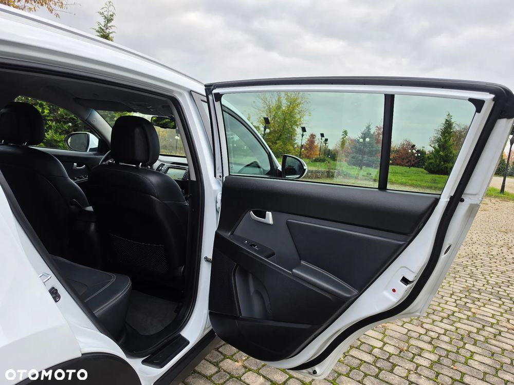 Kia Sportage 2.0 CVVT 4WD Fifa World Cup Edition - 36