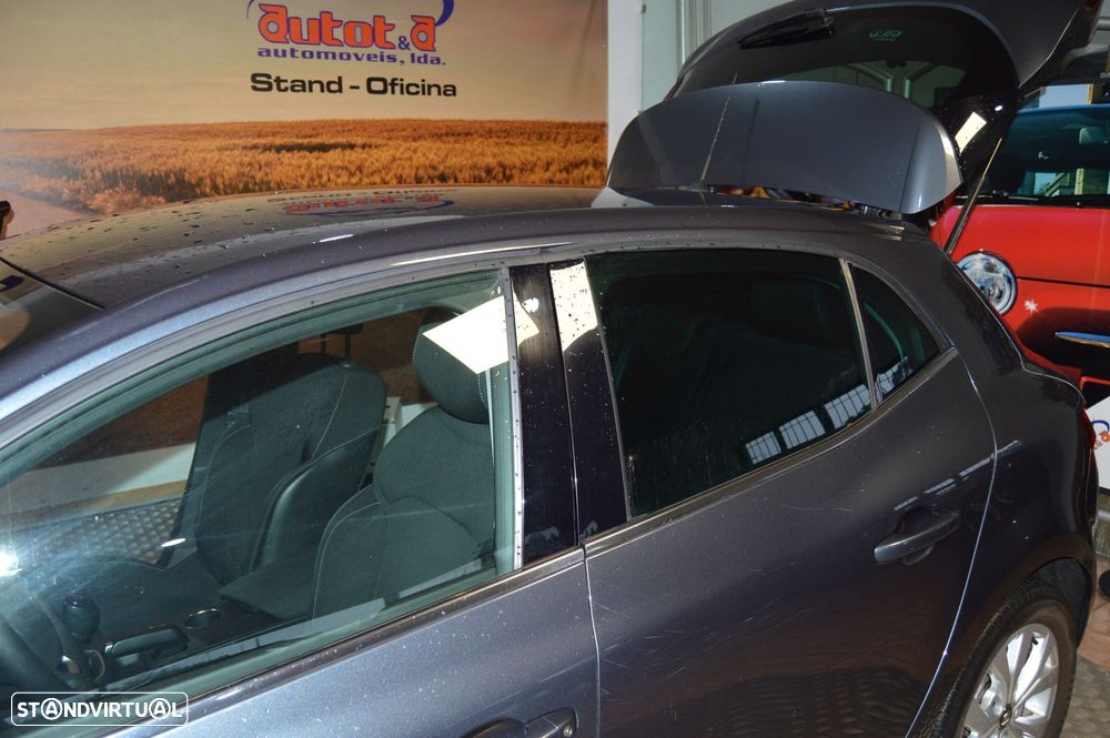 Renault Mégane 1.3 TCe Limited - 27