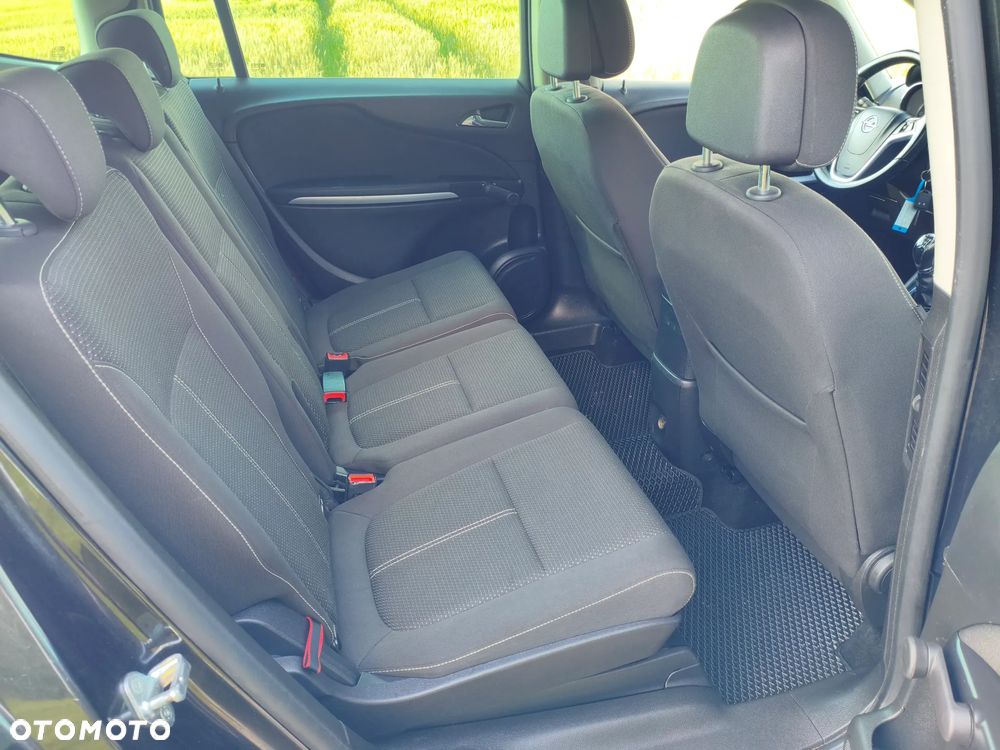 Opel Zafira - 14