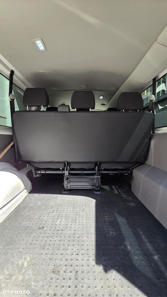 Volkswagen Transporter Kombi L2H1 - 16