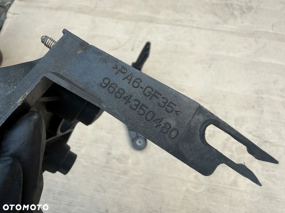 Mocowanie filtra paliwa 9688776980 9684350480 2.0 TDCI UFMA D4204T OE - 4