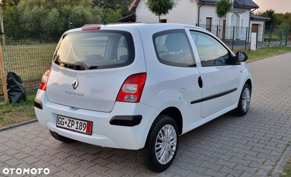 Renault Twingo 1.2 8V Authentique - 8