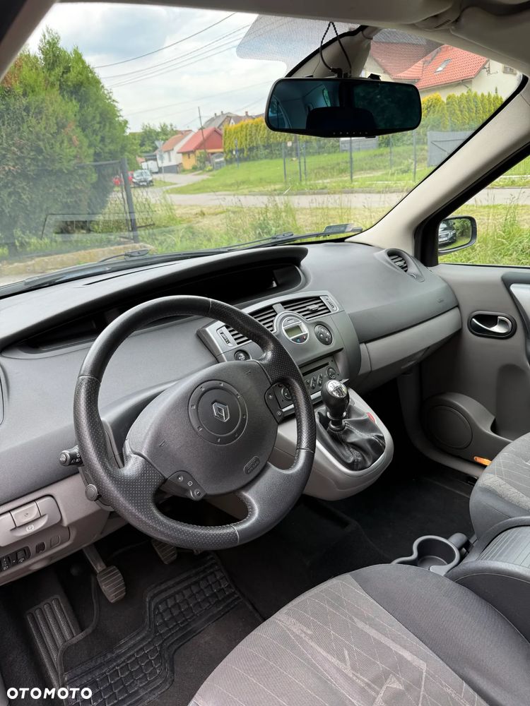 Renault Scenic - 8