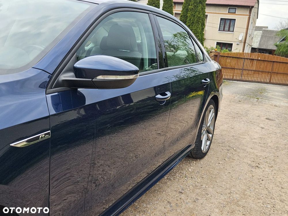 Volkswagen Passat 2.0 TSI Elegance DSG - 4