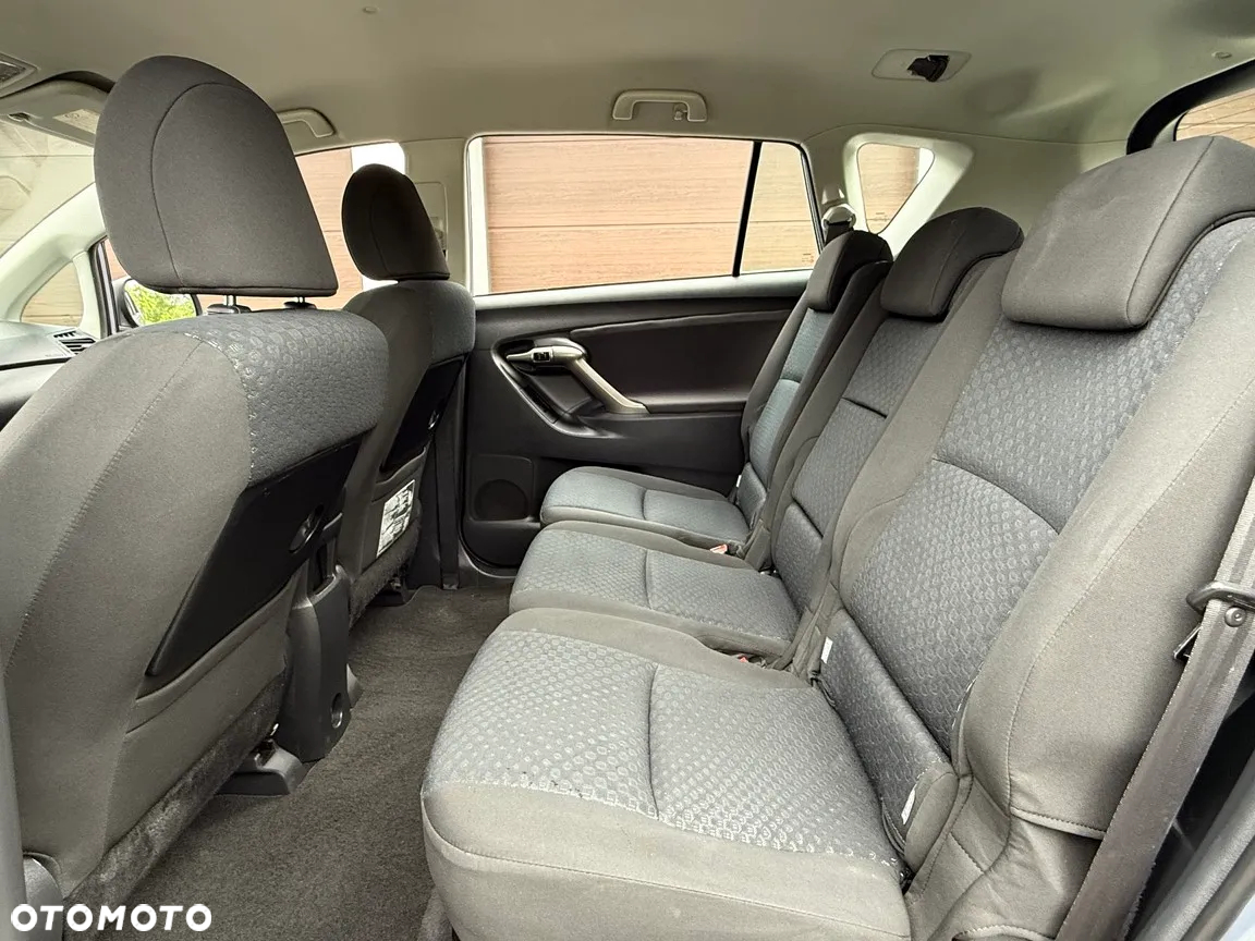 Toyota Verso 1.8 Edition - 26