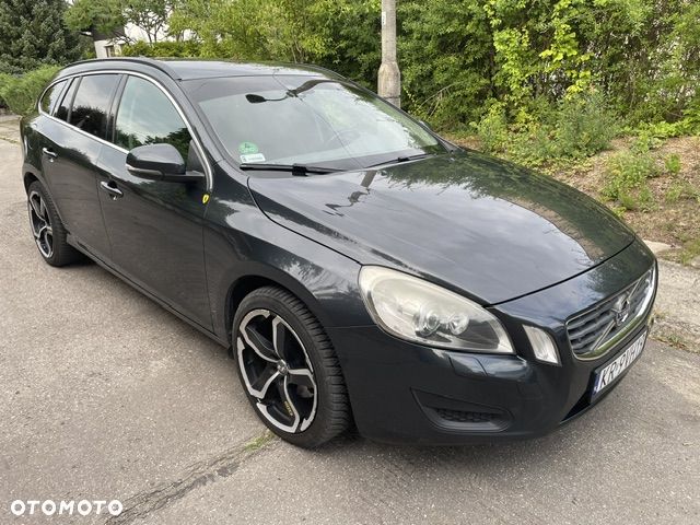 Volvo V60 D3 Geartronic RDesign - 12