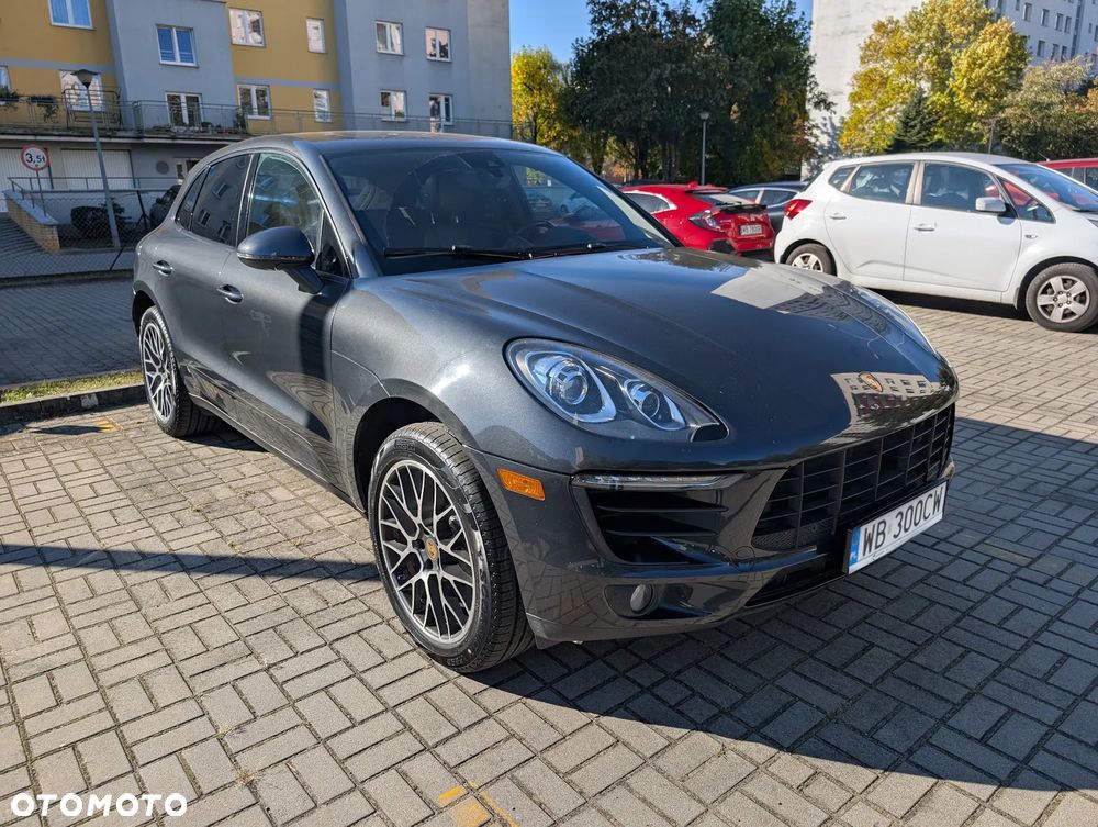 Porsche Macan Standard - 2