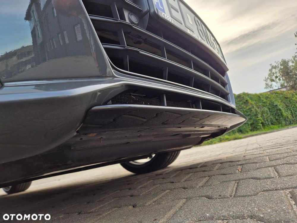 Audi TT S Coupé - 27