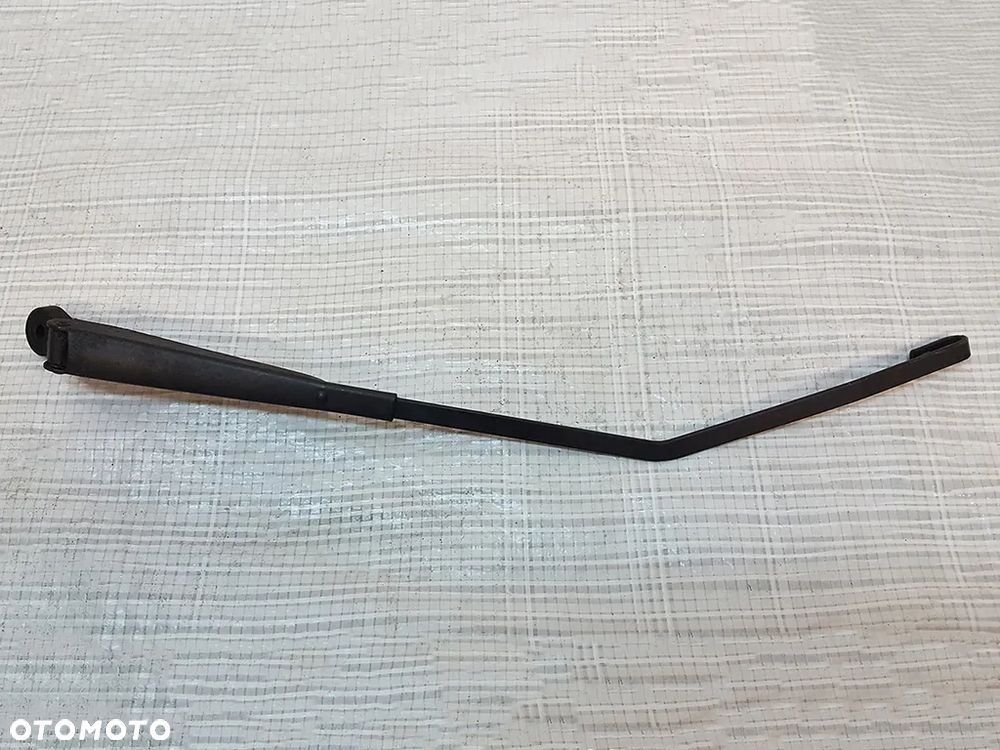 Ramię wycieraczki tylnej szyby do Suzuki Vitara I - 1